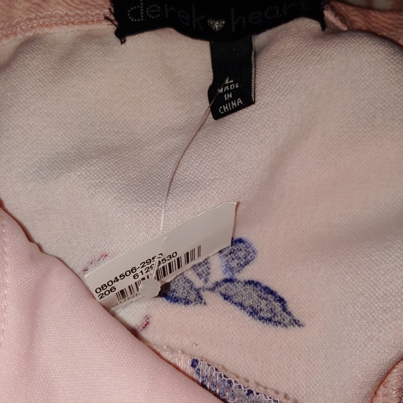 🔥💗Derek Heart cape Romper - Picture 12 of 16